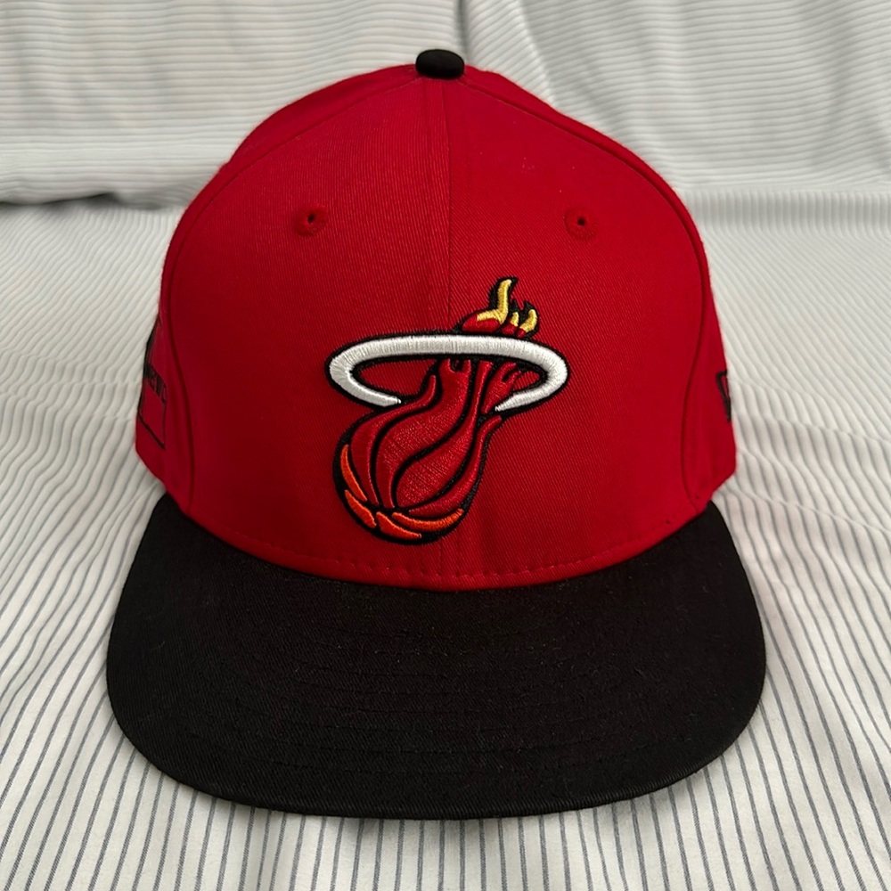 Miami Heat new era hardwood classic snapback hat medium-large